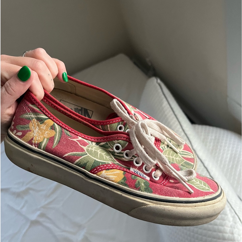 Vans- Van Doran Tropical Sneaker